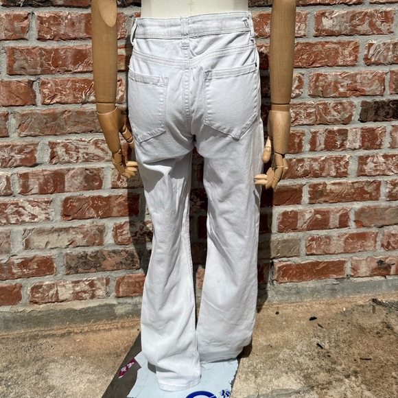 Kensie Women's Straight Leg White Jeans / 4 / Excellent condition - Picture 5 of 11